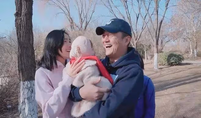 李亞鵬:情人節拿王菲開低俗玩笑被指格局小,與謝霆鋒相比差太遠