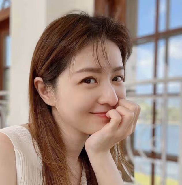 香港知名女星顏值越來越高!因未婚先孕退圈,想為富商丈夫生四胎