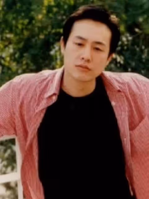 張頌文,47歲未婚未育,因《狂飆》「高啟強」出圈,大器晚成