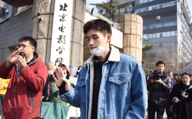 陳凱歌之子闖大禍,22歲隱私照片意外曝光,3部新戲恐難產