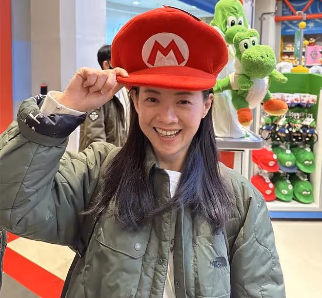 曾志偉女兒50歲生日!搶打折機票到日本旅遊,皮膚仍緊緻似少女