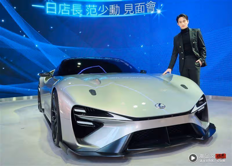 范少勛愛「小8」禁忌多!開車自認「異音魔人」女友1舉動被迫手拿飲料