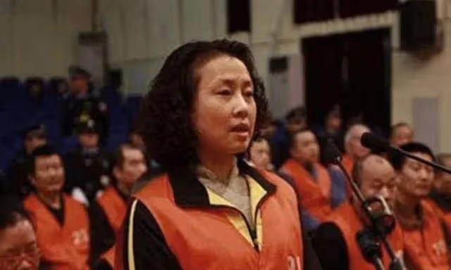 王紫琦: 重慶女黑老大