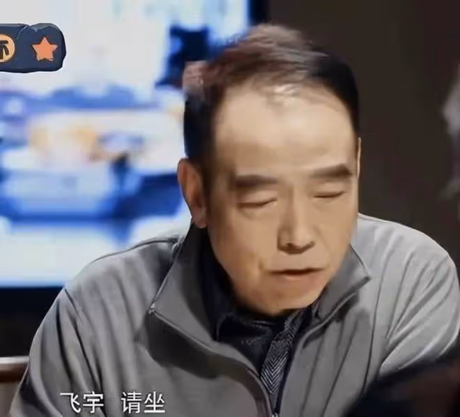 陳飛宇的床照,是誰爆給狗仔的?