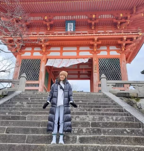 親情可貴!TVB前視後與父兄一起旅遊,自小父母離異母親早年病逝