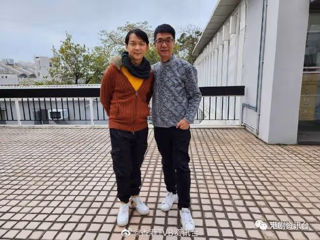 鄧智堅35歲克服尷尬入TVB做新人!留須自備拖鞋試鏡打動監製