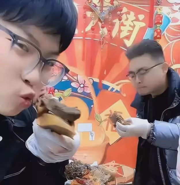 太諷刺!田靜過往搬家視頻流出,小星星們不再支持帶貨成三觀不正