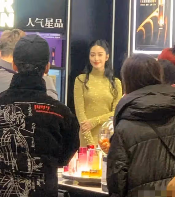 楊采鈺:粉絲鏡頭下落寞憔悴身材發福成大姐,找大30歲男友後悔了
