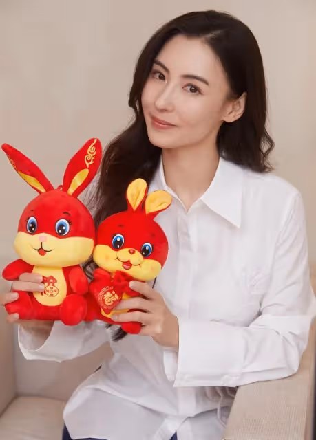 張柏芝情人節疑公布戀情,曬男子正臉照,甜喊:唯一的情人
