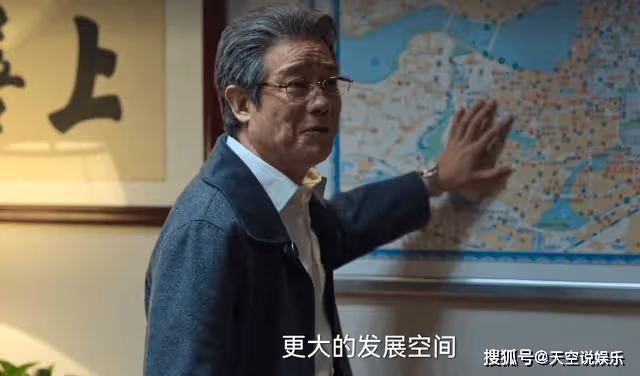 《狂飆》對王秘的網開一面,暴露了趙立冬的隱藏癖好,瘋驢子真相了