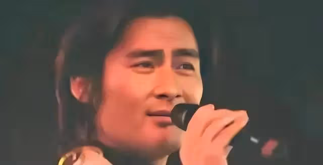 歌手景崗山「嗜酒如命」,終究是付出了代價