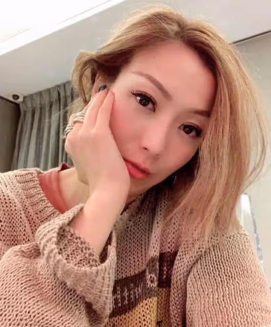 鄭秀文再次原諒黃心穎,體面回應:每個人都應該有新的開始