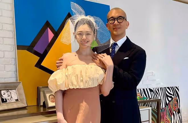 大S最新露面相當喜人,挽著具俊曄的脖子甜笑,夫妻很恩愛