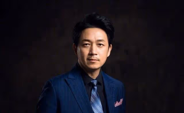 董潔帶貨居然獲網友好評？直播間很安靜，沒有工作人員和助理！