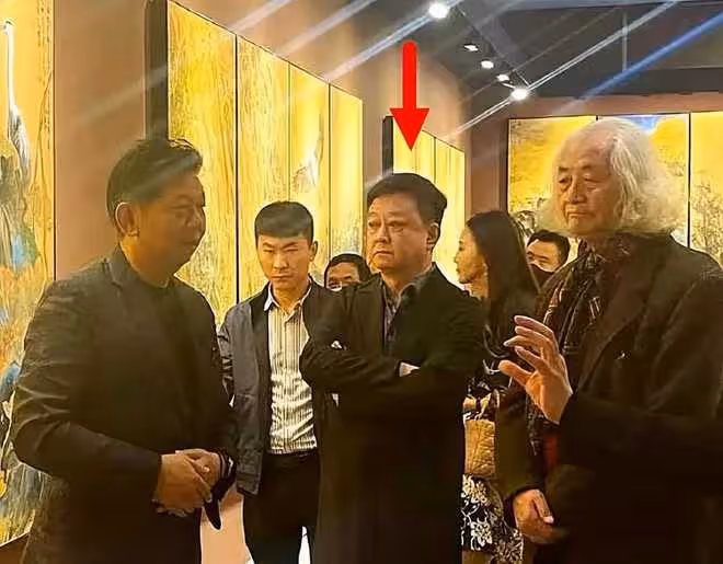 朱軍老婆譚梅情人節表白老公，曬合照恩愛如初，完全不受風波影響
