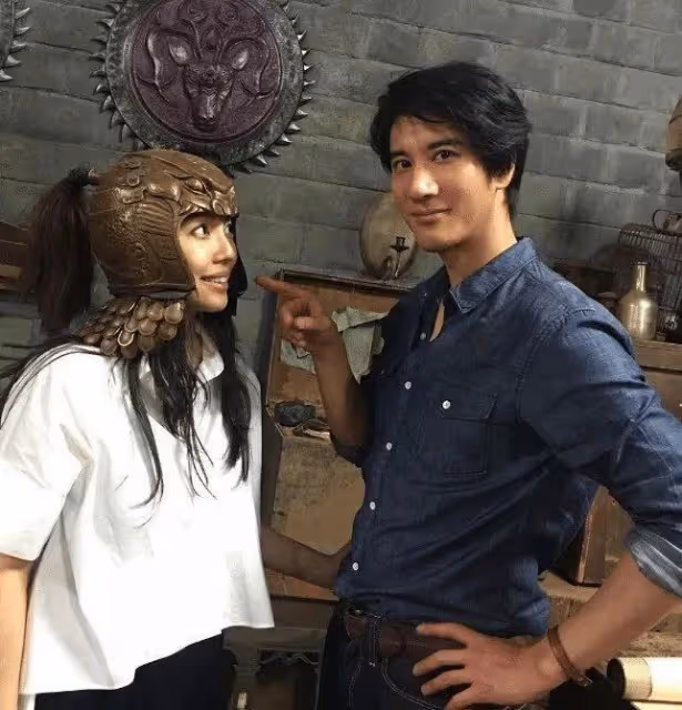 人設漸崩!李靚蕾指責王力宏消費孩子,邱黎寬懟其拿孩子當人質