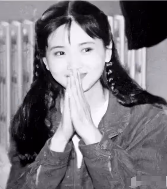 陶慧敏:沒有「守寡10年」,嫁初戀王設忠恩愛至今,女兒貌美如花