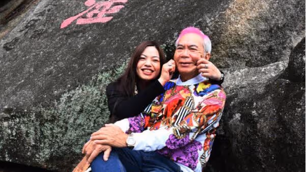 恭喜！72歲李龍基宣布再婚，娶小36歲女友，全部家產送女方當嫁妝