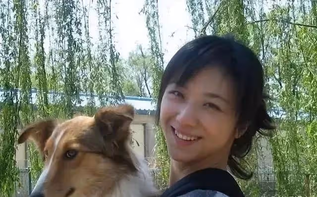 44歲湯唯現狀曝光!放著豪宅不住,去到下鄉種地,卻羨慕哭千萬人