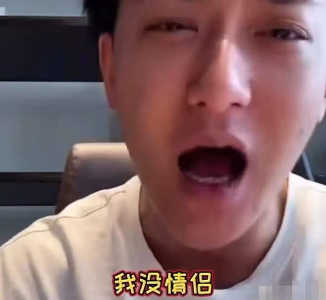 戀情實錘!黃子韜徐藝洋同過情人節,吃人均56元日料店模樣接地氣