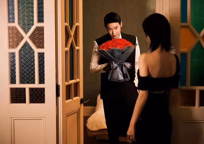 情人節太熱鬧!金星撒糖,應采兒慶結婚13周年,前公公疑內涵楊冪