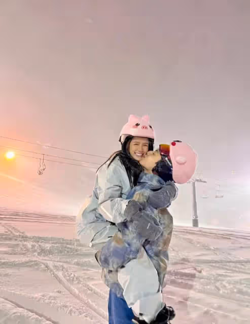 情人節太熱鬧!金星撒糖,應采兒慶結婚13周年,前公公疑內涵楊冪
