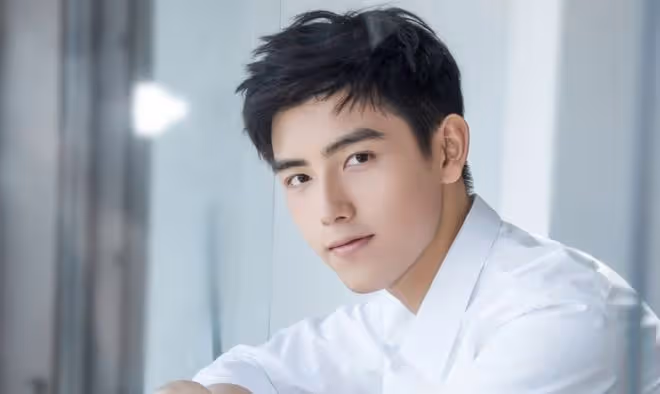 陳飛宇「床照門」啟示,做藝人還得學鹿晗,胡歌劉德華都得甘拜下風
