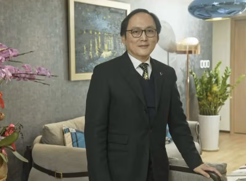 霍英東二房小孫女慶祝生日，罕曬與家人合照，姐姐霍詠詩美麗搶鏡