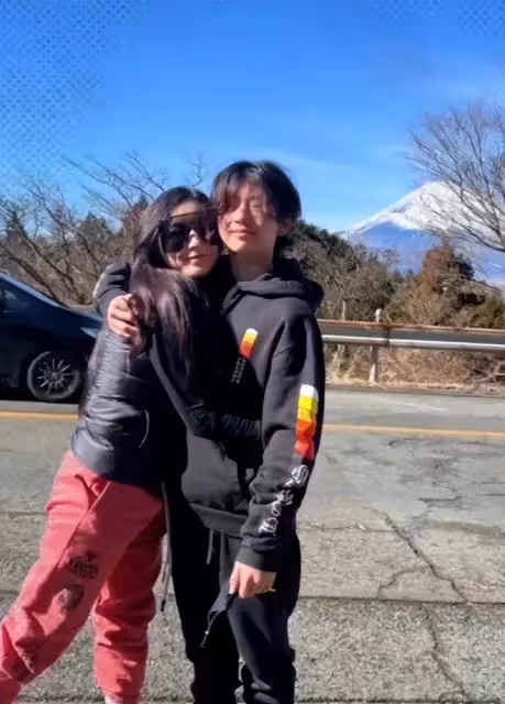 張柏芝曬照示愛惹烏龍,大兒子長相成熟被錯認,三兒子生父仍成謎