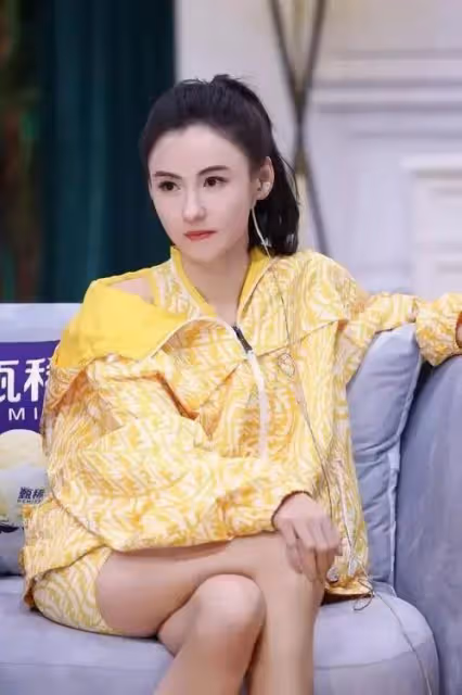 張柏芝曬照示愛惹烏龍,大兒子長相成熟被錯認,三兒子生父仍成謎