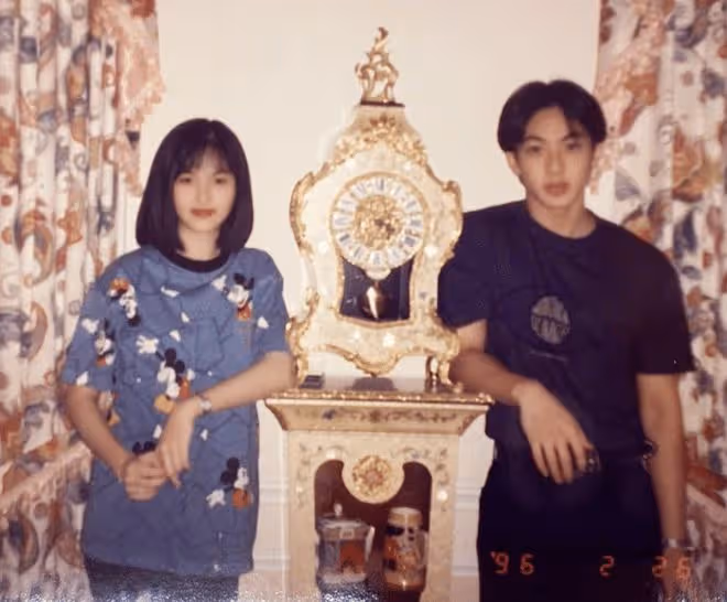 吳尊情人節帶老婆騎單車,親手為妻子做足底按摩,直呼這樣很浪漫