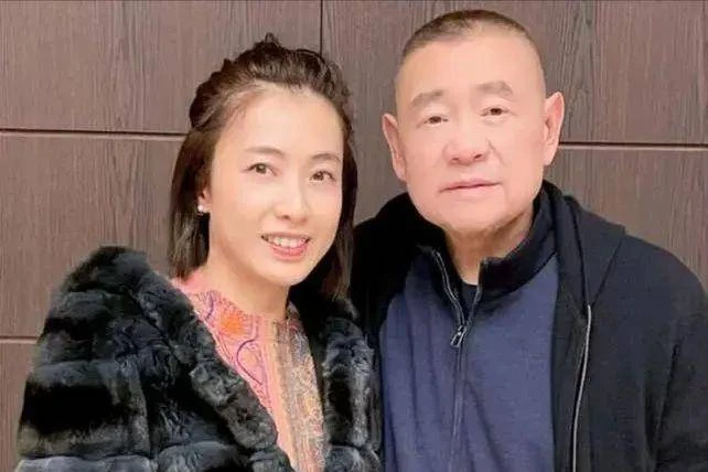 甘比:對親生父親不聞不問,他至今住在貧民窟老無所依很是可憐
