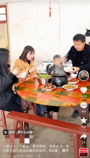 小馬雲范小勤出鏡錄段子,看美女一臉傻笑,范叔未出鏡或又鬧罷工