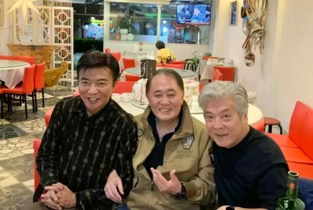 72歲資深演員向雲鵬驟逝,插管急救遭受痛苦,好友透露其生前遺願