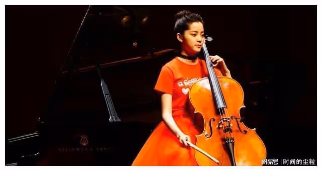 頂級茶藝師歐陽娜娜生撲男演員,叫陳偉霆爸爸更是讓人大跌眼鏡