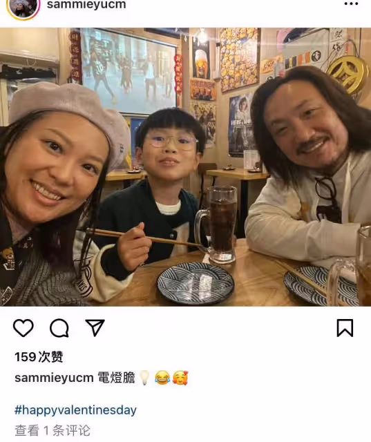阿sa前夫鄭中基攜老婆過情人節,鬍子拉碴蒼老好多,兒子當電燈泡