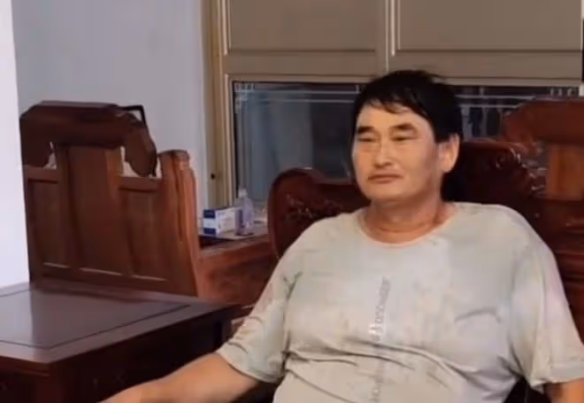 網傳朱小偉在供電局當門衛,陳萌回學校上班,大衣哥做了對的選擇