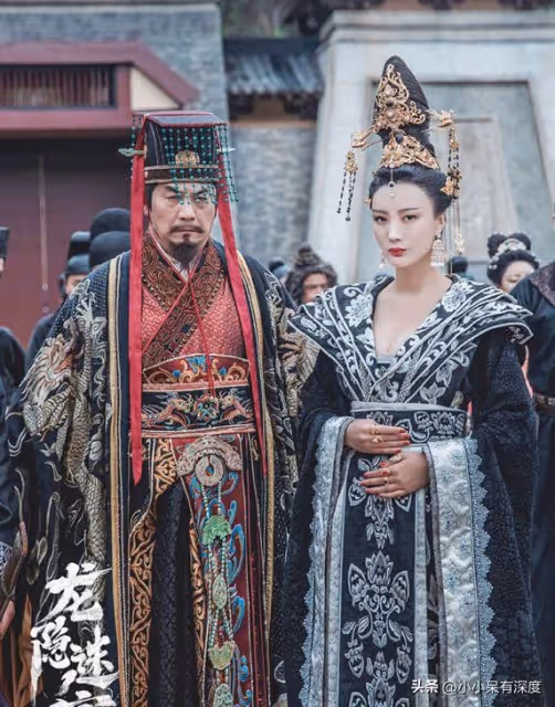 王李丹妮近照,靈動優雅、嬌俏可人,她現在變得更加知性、賢淑