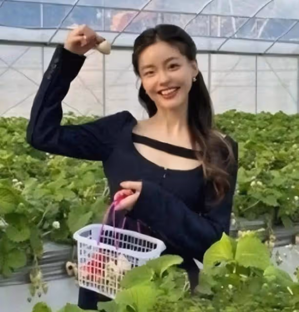 床照事件後續：女方正在辦離婚，陳飛宇被爆在陳凱歌門口跪一天