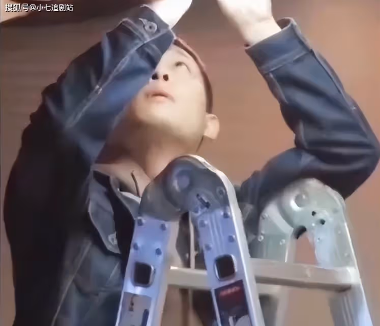 《狂飆》未播片段曝光,安欣修燈泡、高啟強哭戲、陳書婷吻戲被刪