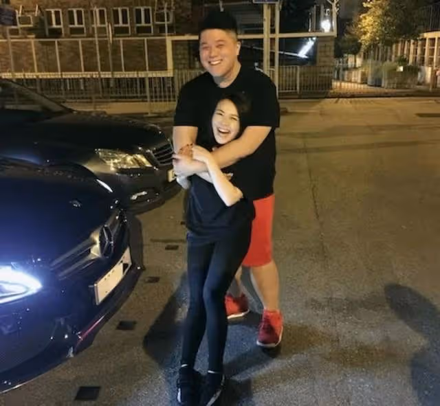 仍貴氣！TVB小花富貴男友破產後再現身高級餐廳，身形較以往消瘦