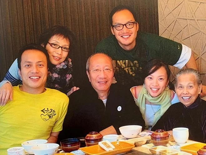 TVB老戲骨余子明去世,骨灰被送往加拿大安葬,妻兒均已移民當地