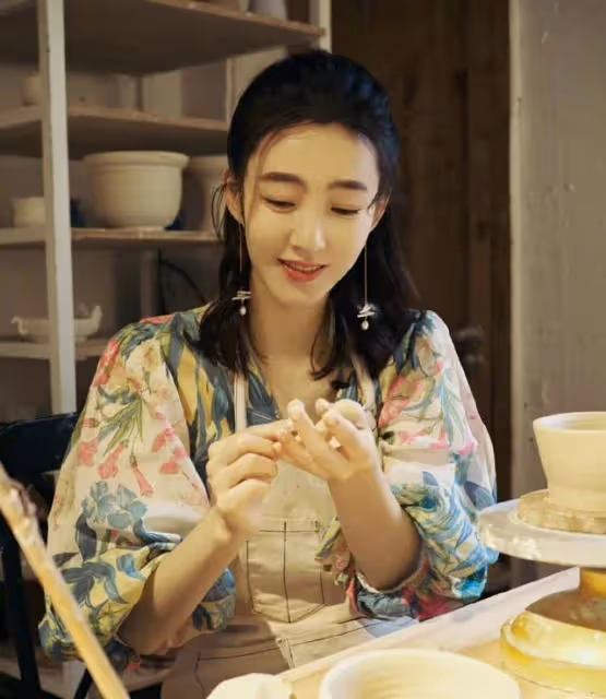 王麗坤老公出事這麼久,為何才發聲明證明清白?只因她還蒙在鼓裡