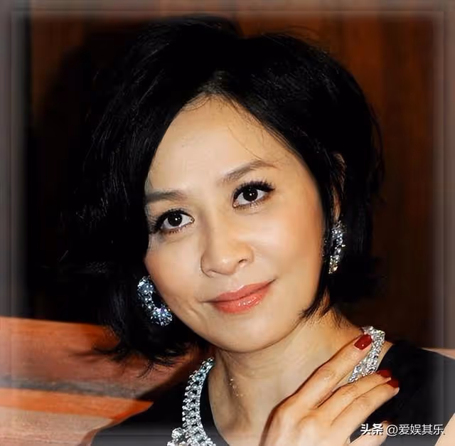 劉嘉玲:坦然當年被綁的磨難,經得起洗禮,58歲的她活得很灑脫!