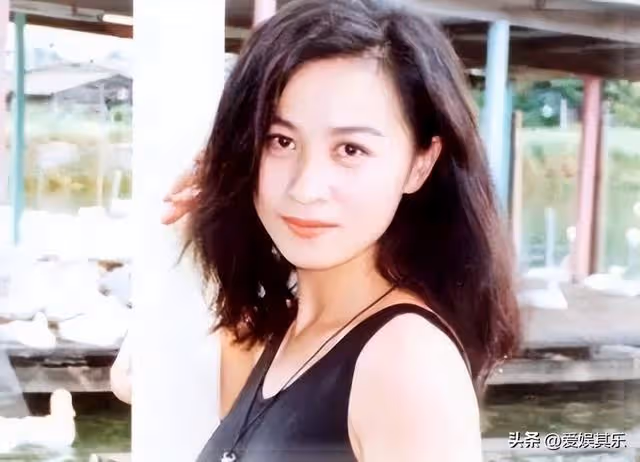 劉嘉玲:坦然當年被綁的磨難,經得起洗禮,58歲的她活得很灑脫!