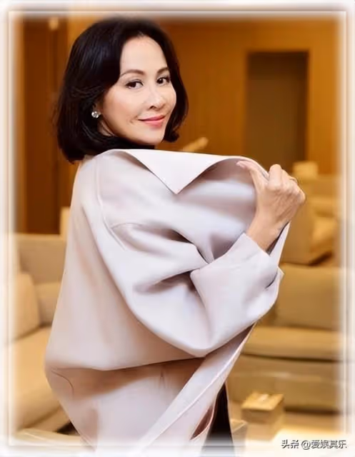 劉嘉玲:坦然當年被綁的磨難,經得起洗禮,58歲的她活得很灑脫!