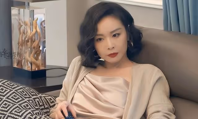 賈冰調侃高葉:《狂飆》後為何不靠代言賺錢?高葉的回答很實在