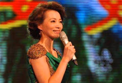 上海最低調的富豪，身價60億，娶電視女神為妻，名字家喻戶曉