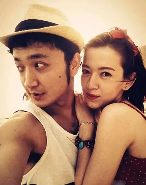 尼格買提太太近照曝光,留學英國碩博連讀,結婚10年不生子疑離婚