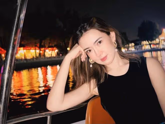尼格買提妻子承認離婚，現獨自在北京創業，異國婚和無孩或成關鍵